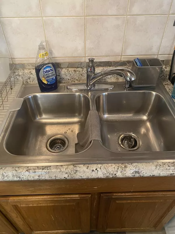 Dixmoor, IL 60426,23 W 143 ST