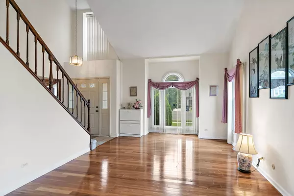 Schaumburg, IL 60193,2404 Baldwin CT