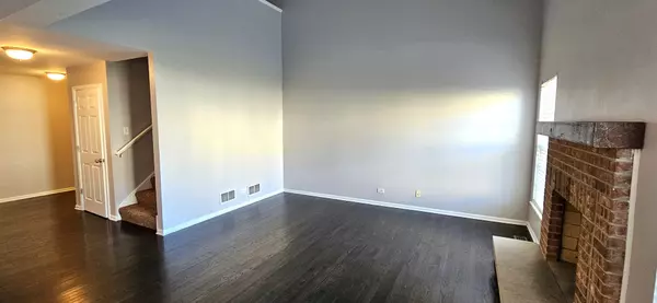 Elgin, IL 60120,1196 Meagan CT