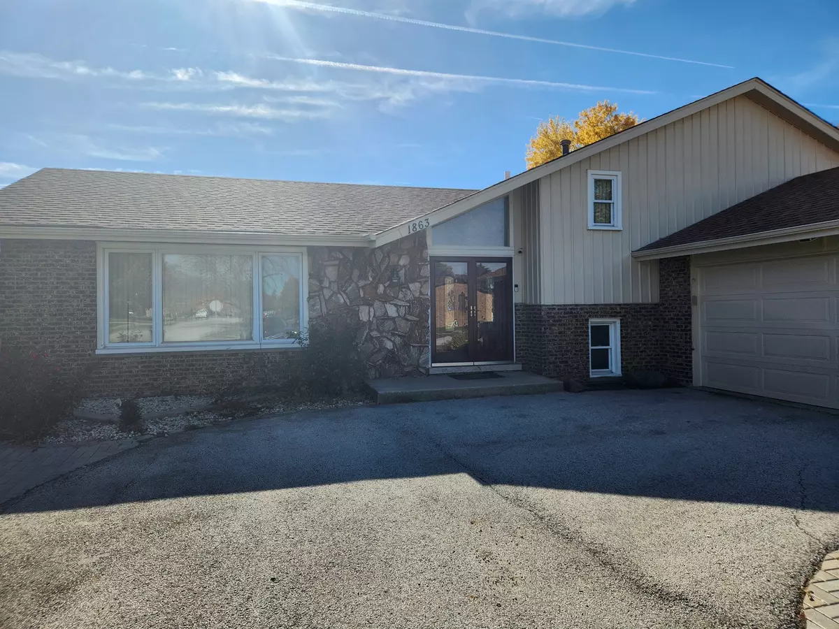 South Holland, IL 60473,1863 E 172nd ST