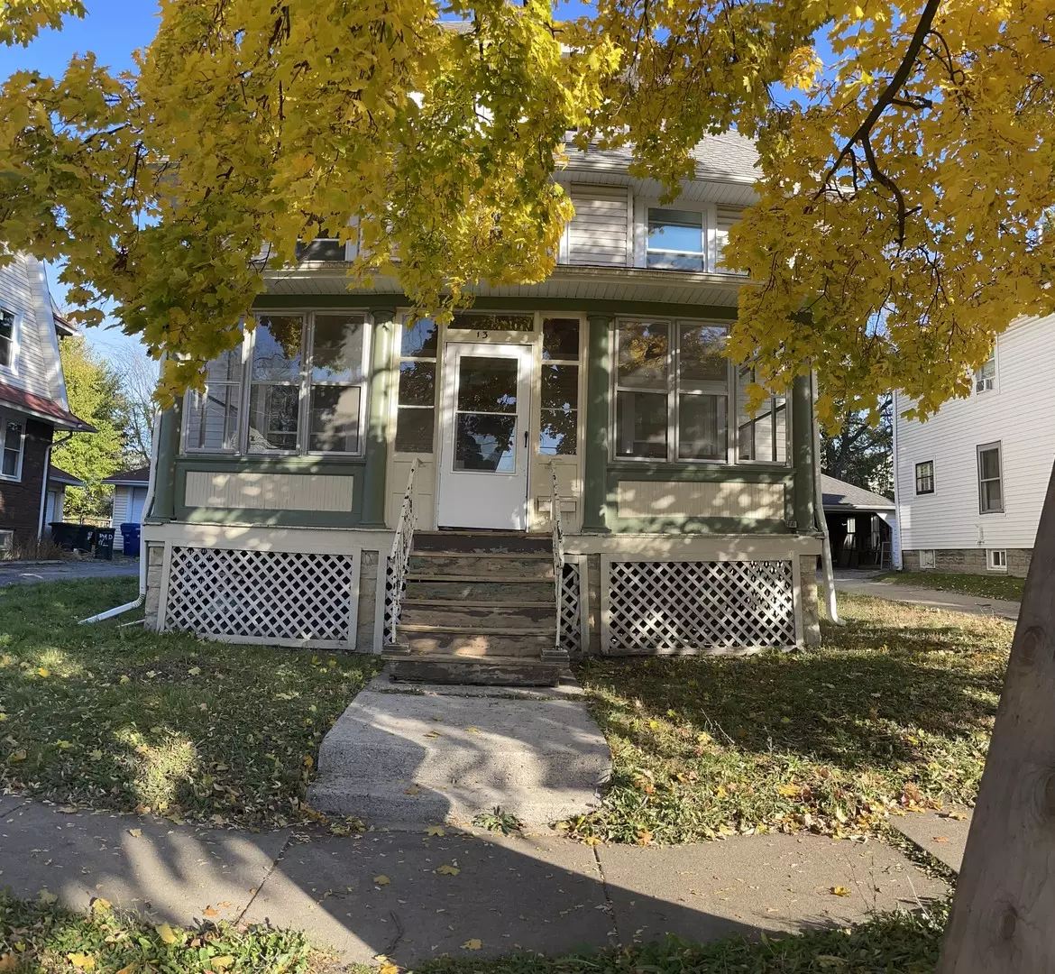 Dekalb, IL 60115,136 John ST