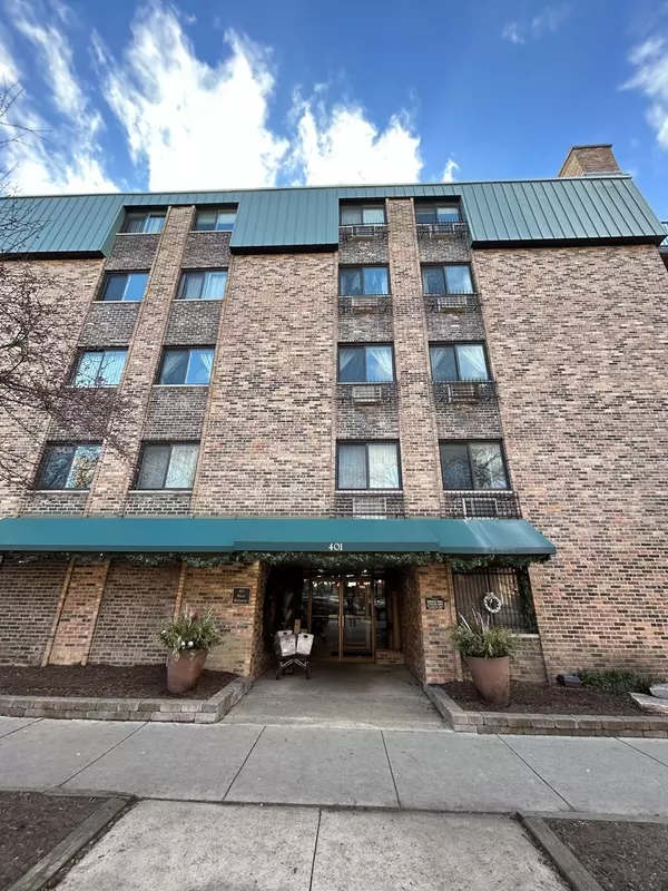 401 W Webster AVE #502, Chicago, IL 60614