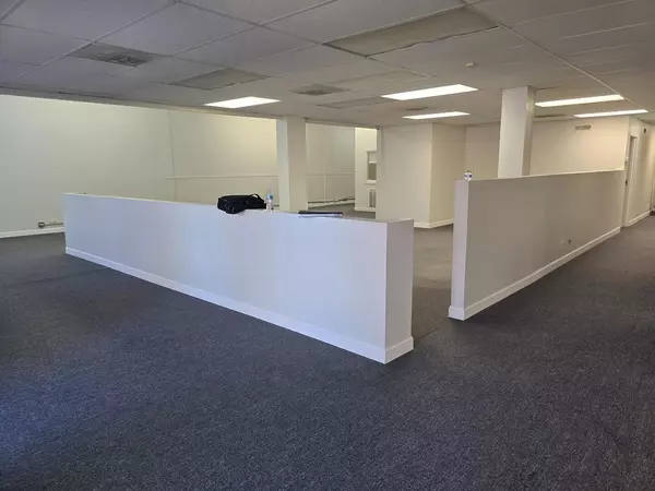 Morton Grove, IL 60053,9232 Waukegan RD