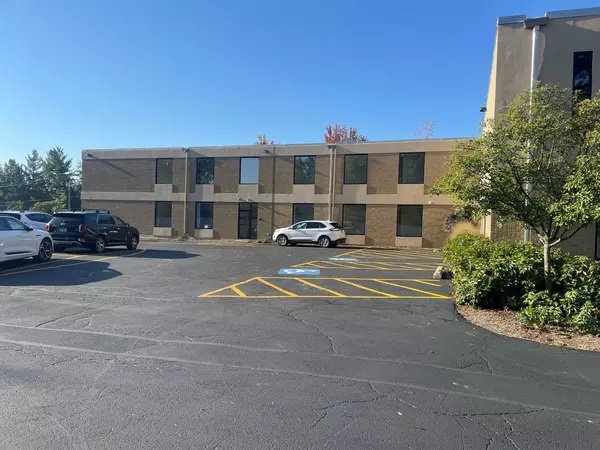 East Dundee, IL 60118,611 E Main ST