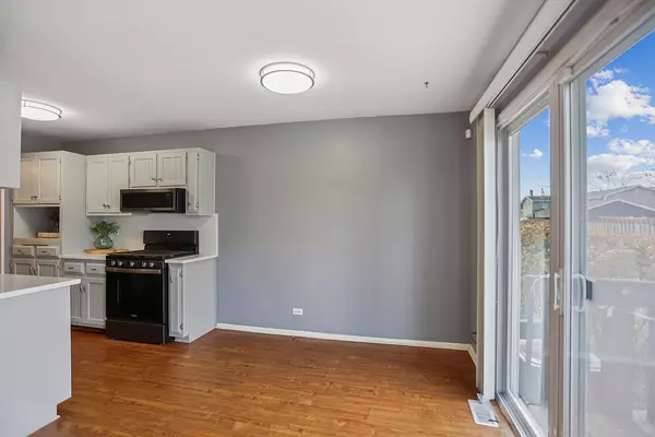 Frankfort, IL 60423,7752 W Almond CT