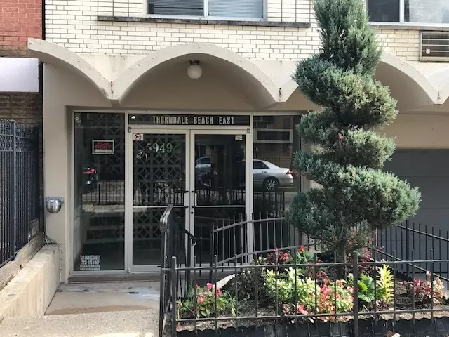 Chicago, IL 60660,5949 N Kenmore AVE #506