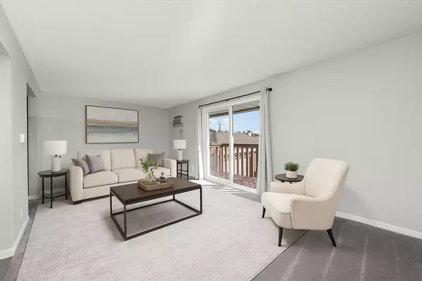 Lockport, IL 60441,609 E 3rd ST #5