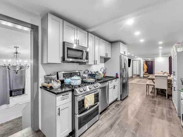 Pontiac, IL 61764,915 E Prairie ST