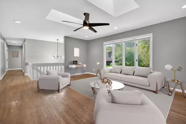 Algonquin, IL 60102,1245 WINAKI TRL