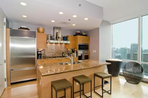 Chicago, IL 60611,401 N Wabash AVE #38K