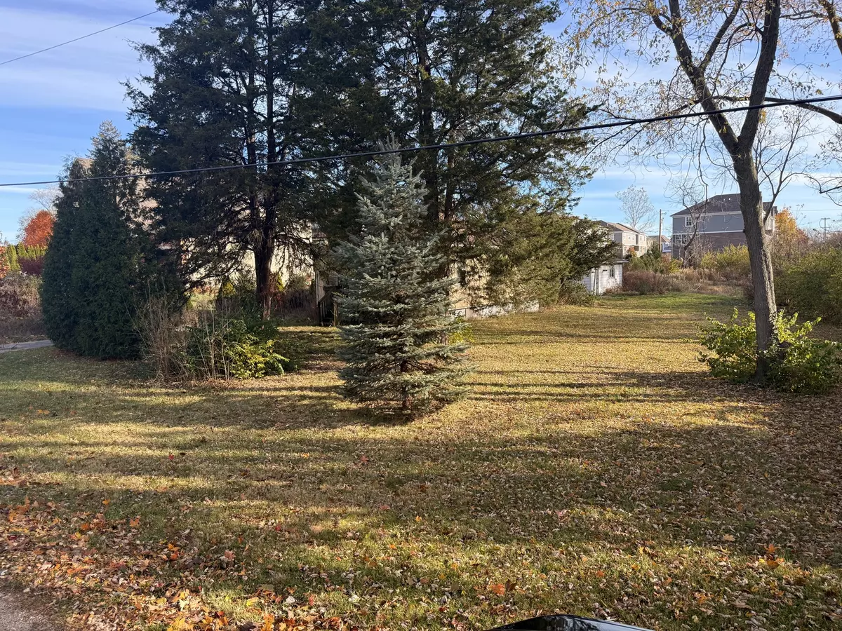 Naperville, IL 60563,5S365 Vest AVE