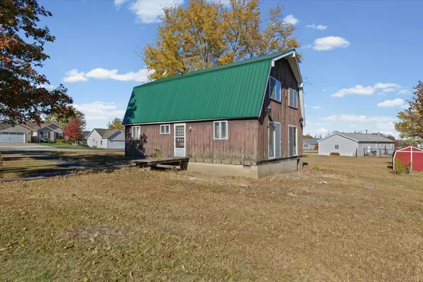 Loda, IL 60948,144 Pawnee DR