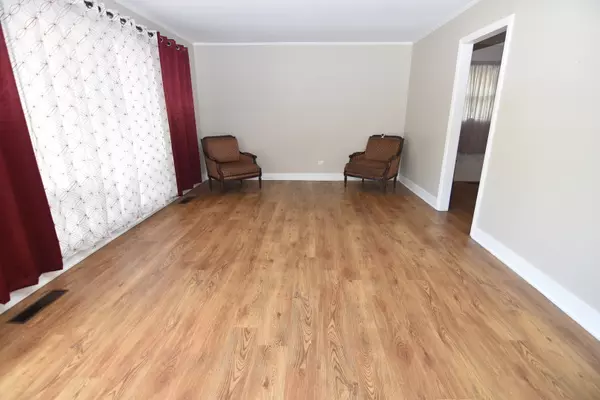 Park Forest, IL 60466,317 Mohawk ST