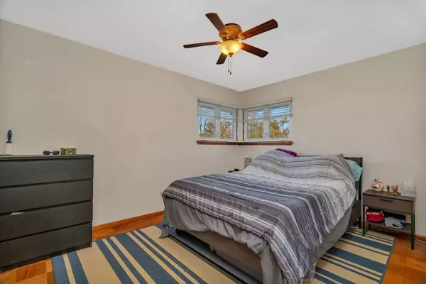 Crest Hill, IL 60403,1922 Cowing LN