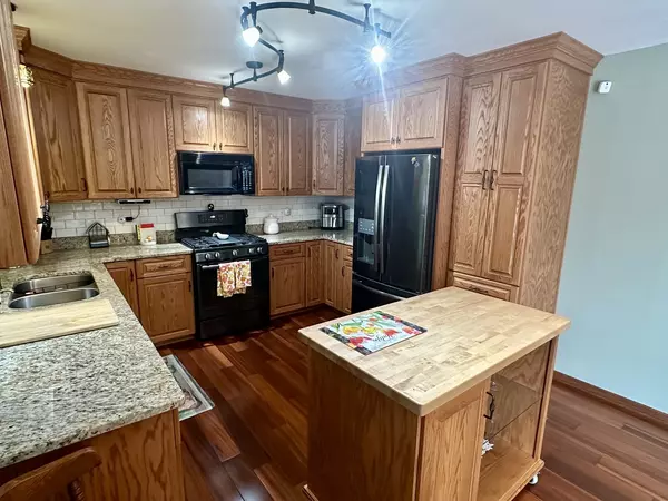 Oak Forest, IL 60452,15813 Jon RD