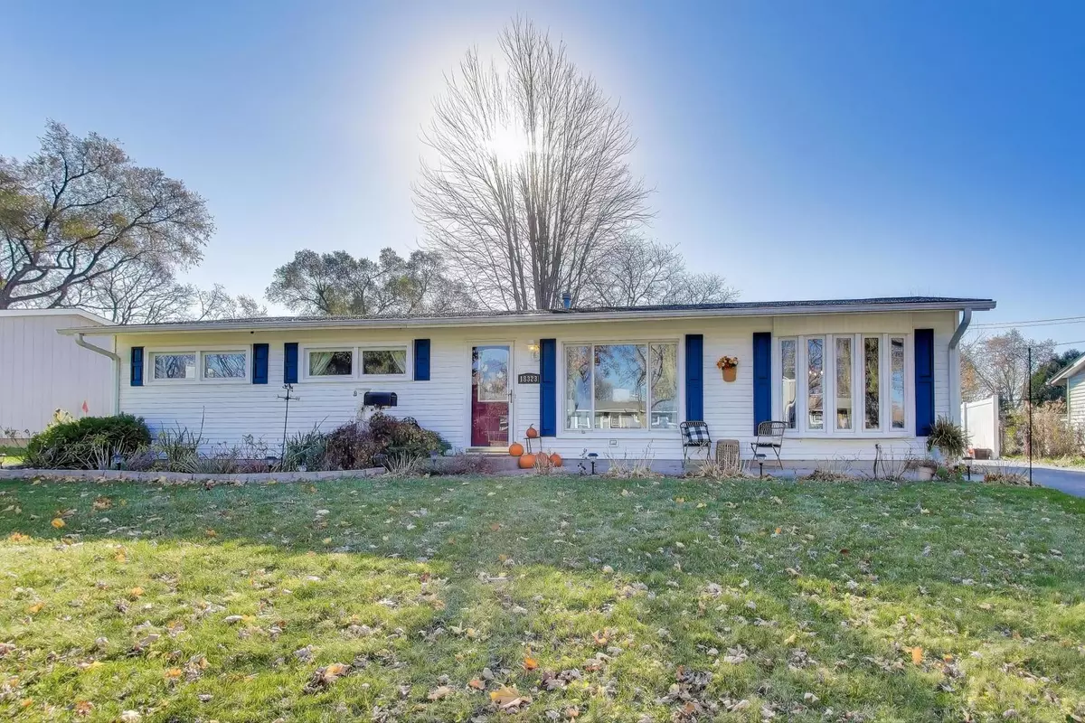 Gurnee, IL 60031,18323 W Woodland TER