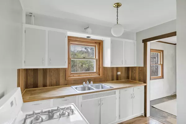 Glen Ellyn, IL 60137,1623 Sawyer AVE