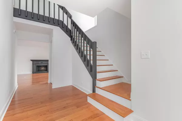 Geneva, IL 60134,1598 Kirkwood DR