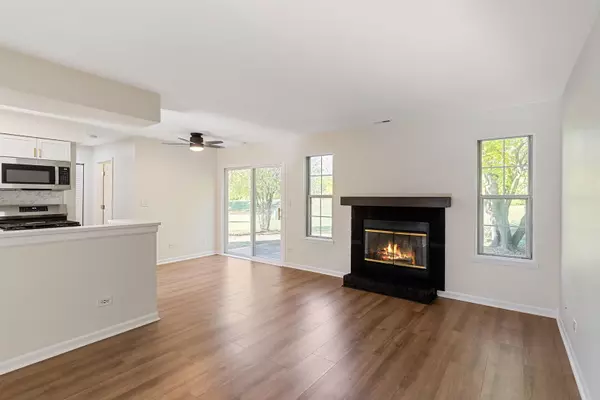 Island Lake, IL 60042,3324 Greenwich LN