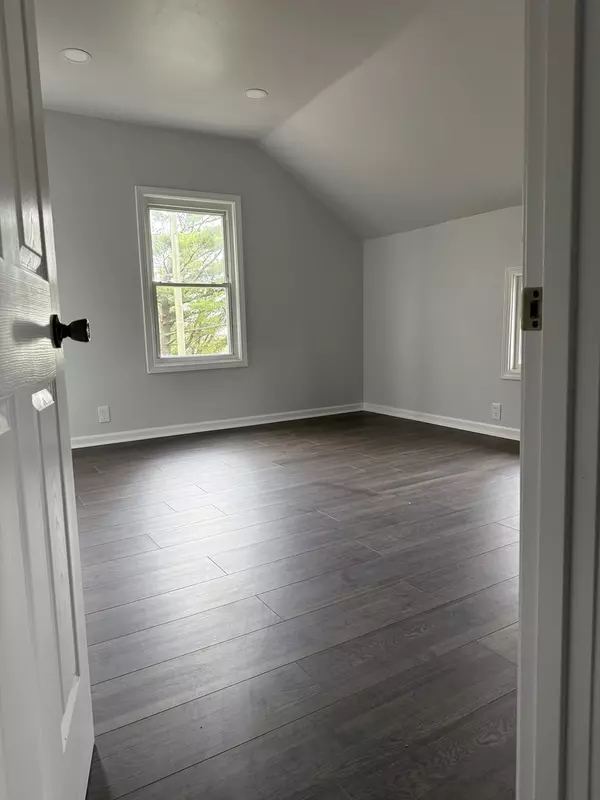 Mendota, IL 61342,102 8th AVE