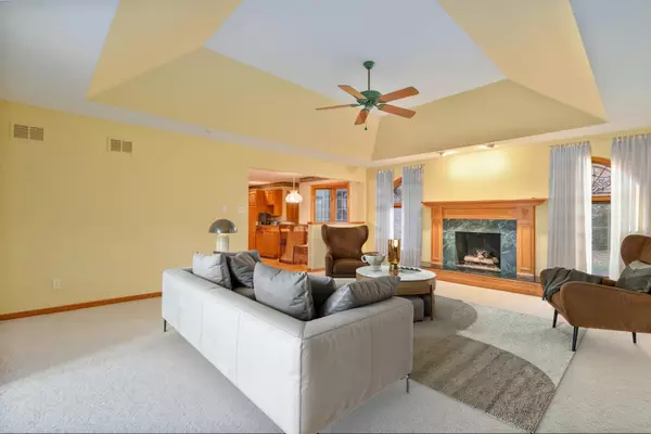 Mokena, IL 60448,19401 Stonehenge DR