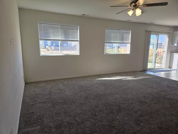 Pingree Grove, IL 60140,1735 Bayberry LN