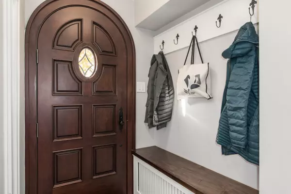 Park Ridge, IL 60068,Address not disclosed