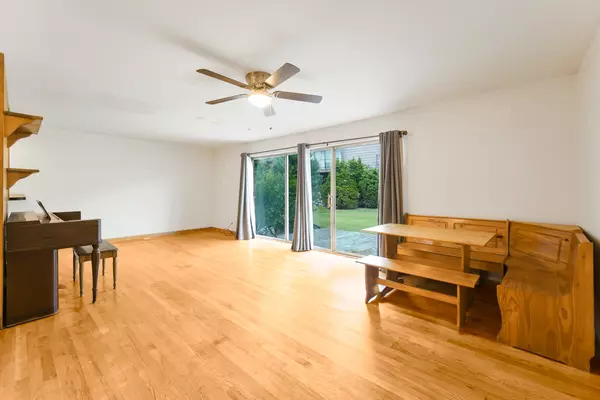 Palos Hills, IL 60465,5 Cour Caravelle