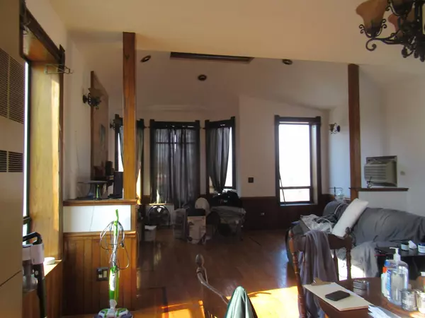 Chicago, IL 60608,3315 S Wood ST