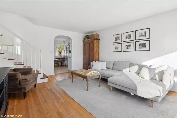 Mount Prospect, IL 60056,204 N EMERSON ST