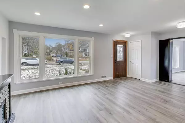 Des Plaines, IL 60018,794 E LINCOLN AVE