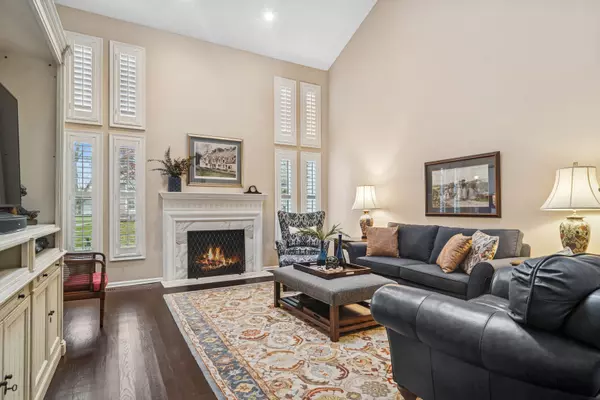 Inverness, IL 60067,130 WARKWORTH LN