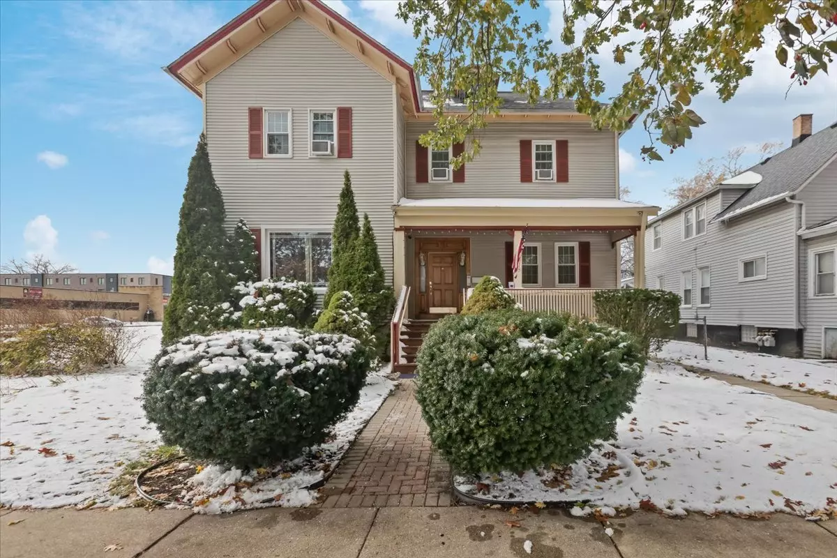 Evanston, IL 60201,Address not disclosed