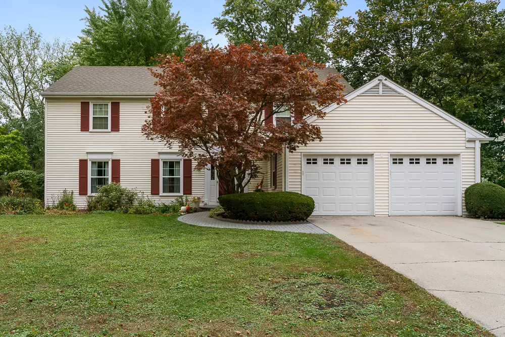 Northbrook, IL 60062,2067 BUTTERNUT LN