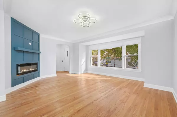 Chicago, IL 60652,8054 S Washtenaw AVE