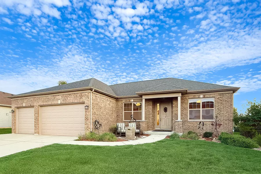 21053 Benjamin DR, Shorewood, IL 60404