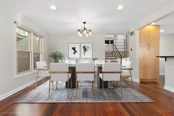 Chicago, IL 60656,4615 N Maria CT