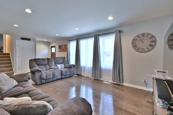 Palatine, IL 60074,Address not disclosed