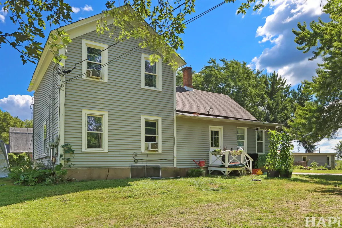 Antioch, IL 60002,1101 N Deep Lake RD