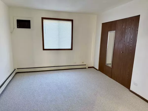 Aurora, IL 60504,376 Echo LN #1