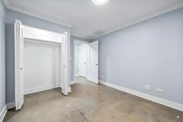 Highwood, IL 60040,423 Funston AVE #1R