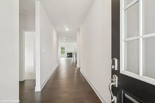 Kildeer, IL 60047,23068 N Pinehurst DR