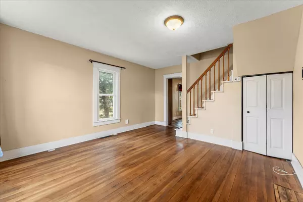 Mansfield, IL 61854,205 E South ST