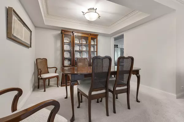 Elk Grove Village, IL 60007,260 WELLINGTON AVE