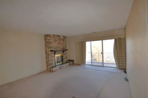 Oak Lawn, IL 60453,9620 S Komensky AVE #305