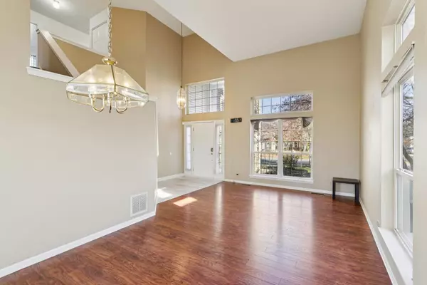 Gurnee, IL 60031,7503 Korbel DR