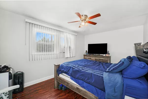 Chicago, IL 60620,8119 S Paulina ST