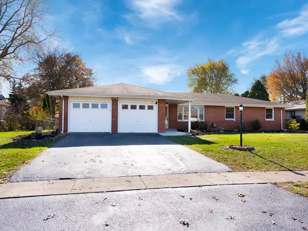 139 Monna ST, Sugar Grove, IL 60554