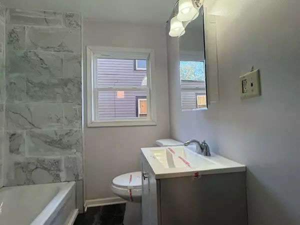 Dolton, IL 60419,14813 Evers ST