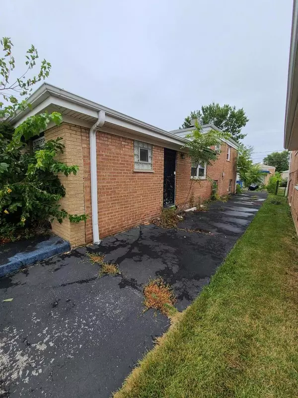 Chicago, IL 60643,1042 W 109th PL